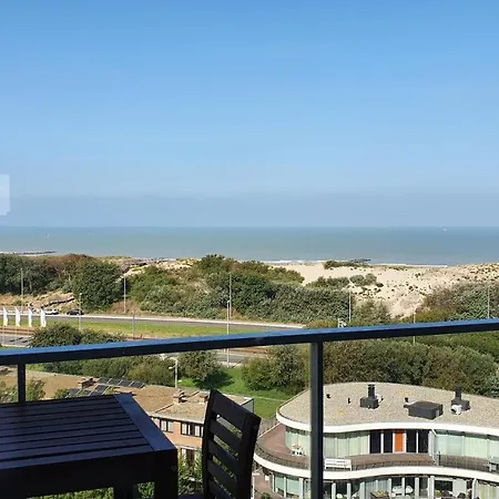 Blue Horizon Apartment *