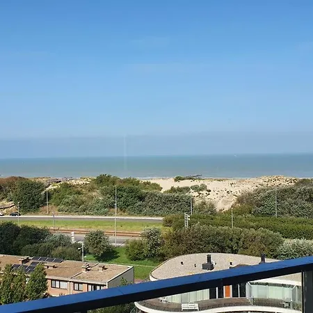 Blue Horizon Apartment
