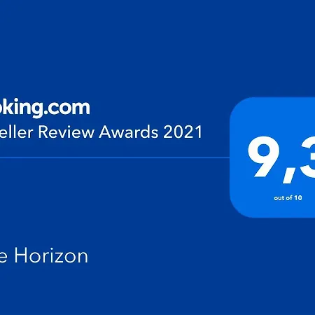 Blue Horizon Apartment *